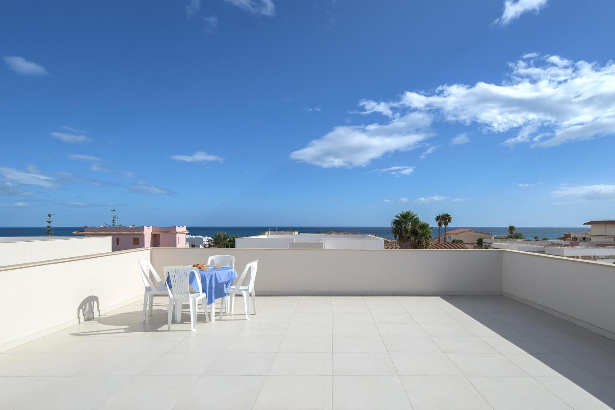 Dolcevitasuites - Modern 3 Bdr Villa In S. Lorenzo ريتاني المظهر الخارجي الصورة