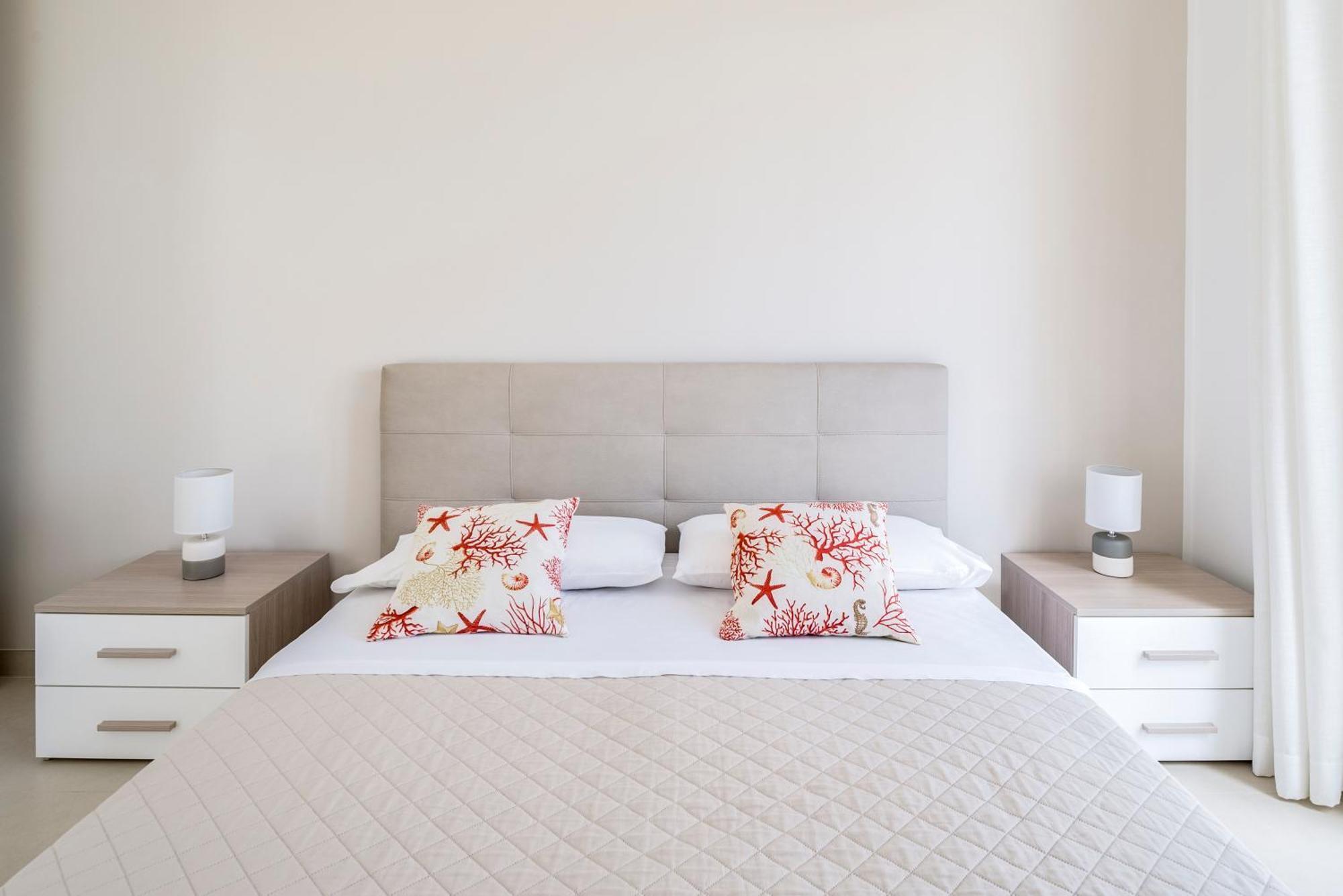 Dolcevitasuites - Modern 3 Bdr Villa In S. Lorenzo ريتاني المظهر الخارجي الصورة